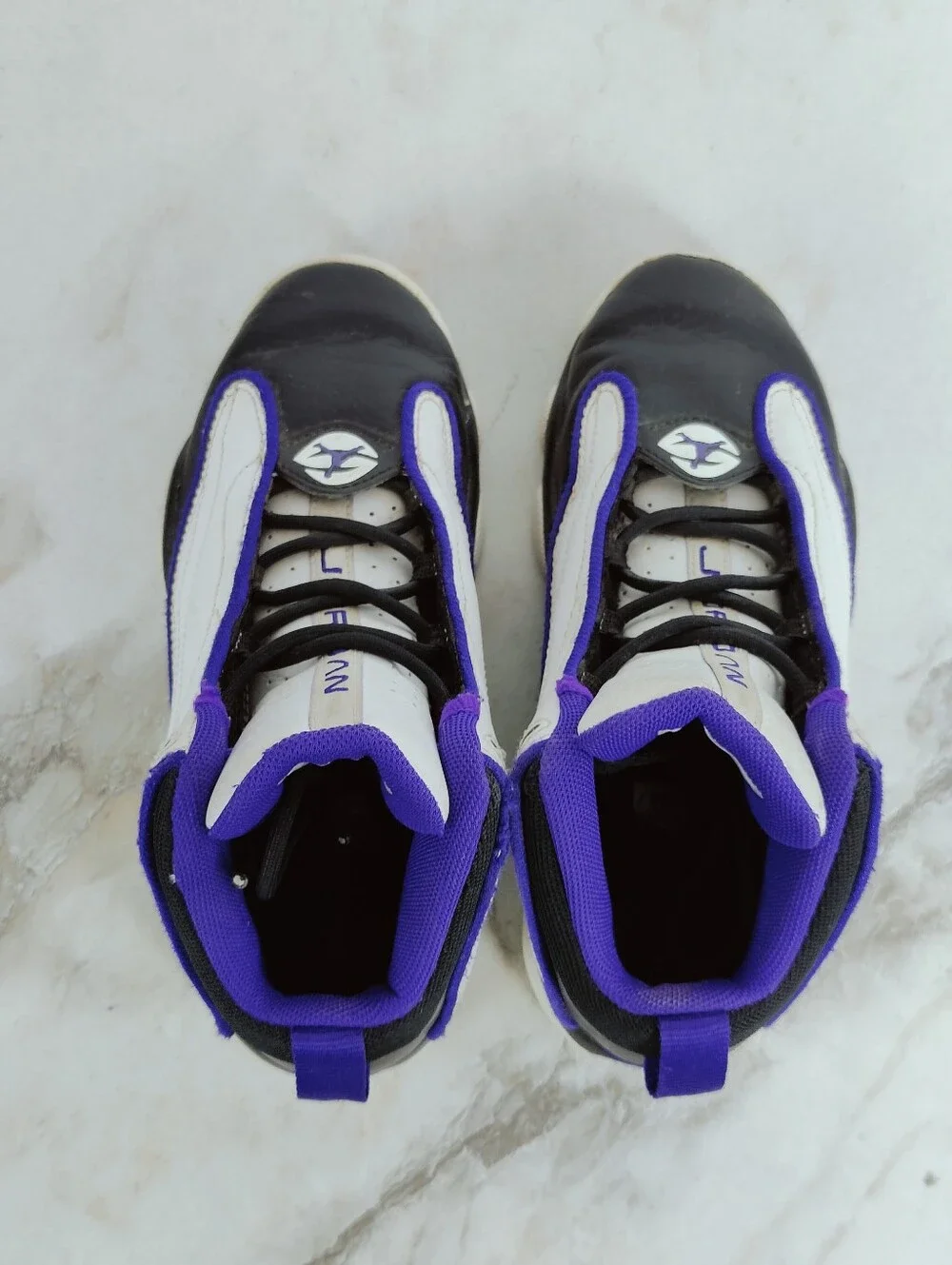 Nike Kids' Jordan Pro Strong Basketball Sneakers White Purple, Sz 1Y